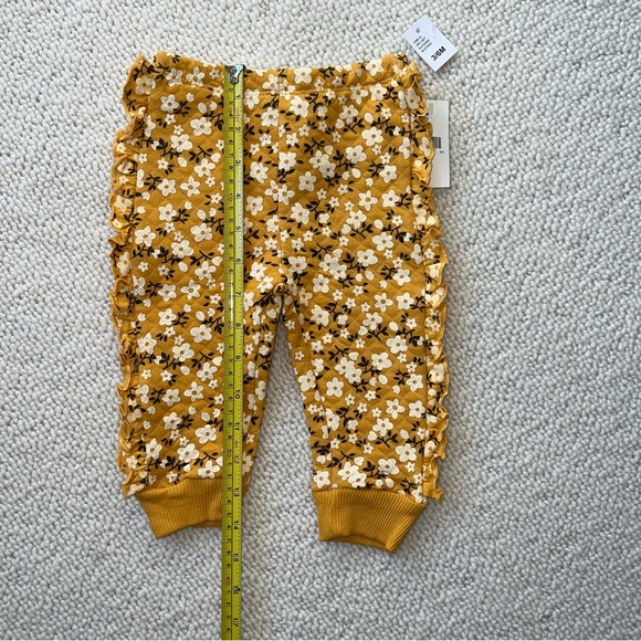 NWT Koala Baby floral ruffle joggers - Picture 3 of 4
